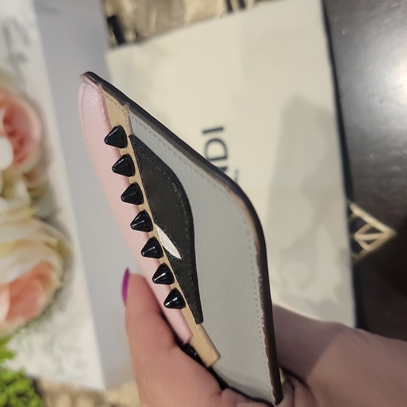 COPY - Authentic Fendi monter key cles - Picture 4 of 10